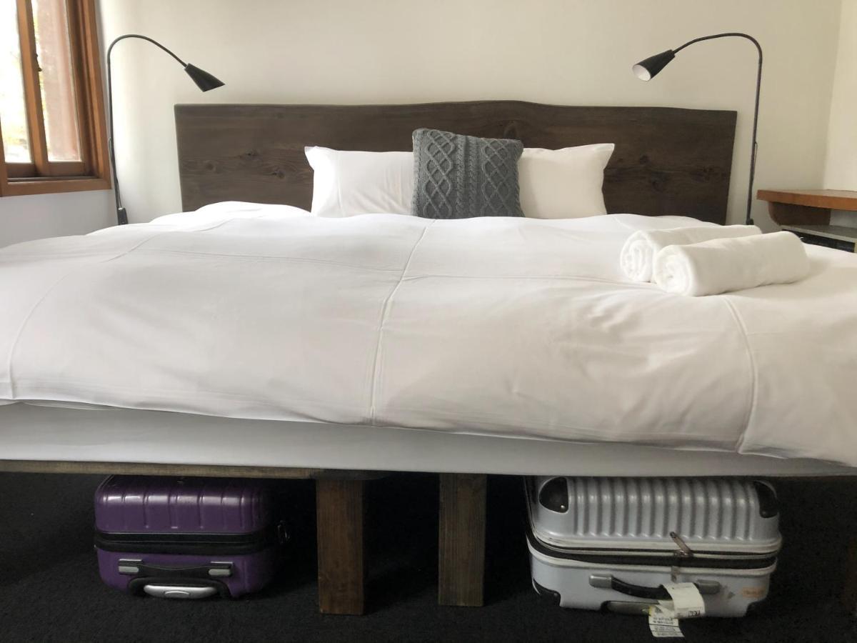 The Joint Bed & Breakfast ฮาคุบะ ภายนอก รูปภาพ