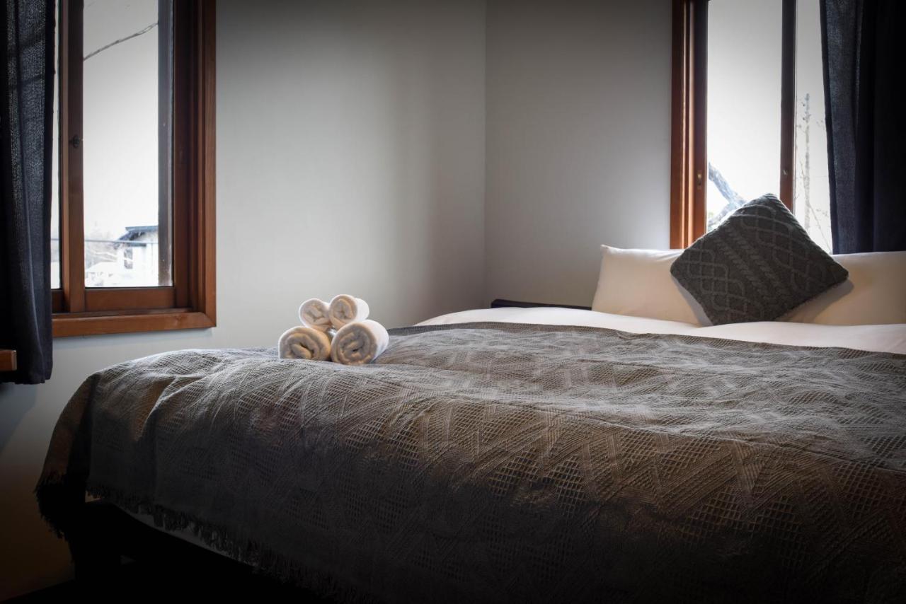 The Joint Bed & Breakfast ฮาคุบะ ภายนอก รูปภาพ